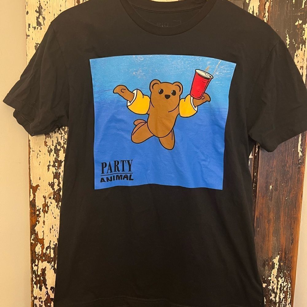 Riot Society unisex Party Animal Nirvana knockoff parody T-shirt. Size M.